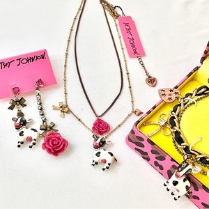 Betsey Johnson ‘Lady Luck’ Cow Necklace/Earring/Bracelet Set RARE/HTF!